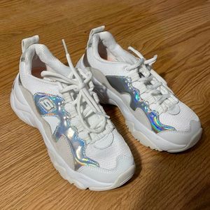 Sketchers- RETRO PLATFORM